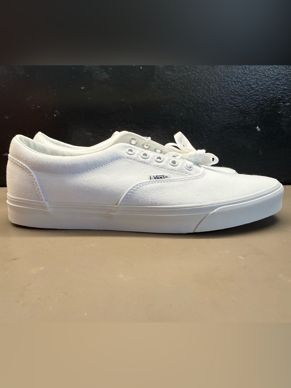 New with Box Vans Doheny Triple White White Canvas Sneakers Size Men 13